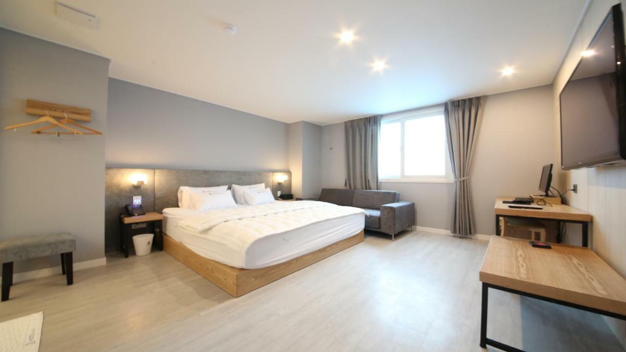 Hotel Palace Pohang Exterior photo